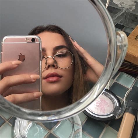 729 Likes 38 Comments Helenabode On Instagram “specs” Jennifer Rose Iphone Mirror Selfie