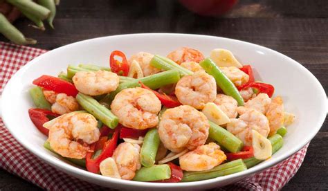 Cara masak nasi jagung pakai tungku + peyek teri + tumis buncis pedas mantap. Resep Tumis Buncis Udang | INIRecipes