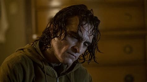 Joker Joaquin Phoenix Feeling Sad 4K 5K HD Joker Wallpapers | HD