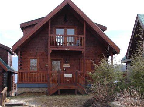 At hearthside cabin rentals, our guests are our #1 priority. Gatlinburg Cabins Chalets and Condos - Ski Mountain Chalets