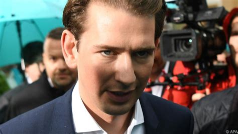 Die politiker schieben sich gegenseitig die schuld zu. Zweiter Lockdown in Österreich wird immer wahrscheinlicher ...
