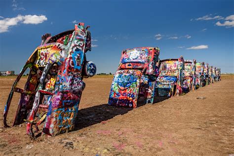 6 Of The Most Bizarre Roadside Attractions Across The Usa