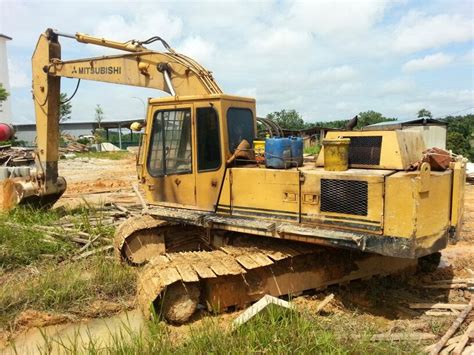 Construction Equipment Mitsubishi 180 3 Excavator