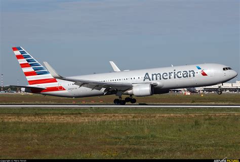 N391aa American Airlines Boeing 767 300er At Milan Malpensa Photo