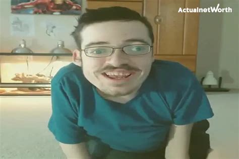 Ricky Berwick Net Worth Biography Age Height Family Education Early Life Wife And