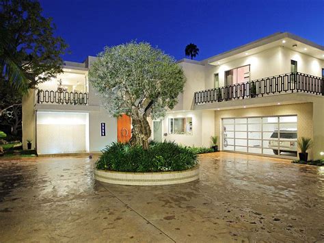House Of The Day This Ultra Modern 15 Million Hollywood Home Is