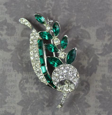 Vintage Designer Pell Emerald Green Rhinestone Flower Brooch Etsy Jewelry Vintage Jewelry
