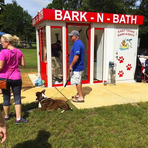 Cleaning dirty dog paws can be a real struggle. Bark-N-Bath - Tyler, TX - All Paws Pet Wash | All Paws Pet ...