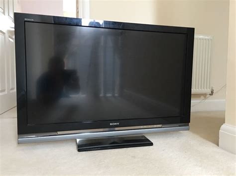 Sony Bravia 42 Full 1080p Hd Tv With Stand And Remote Kdl 40w4000