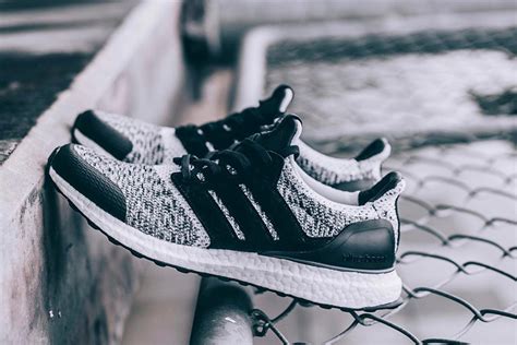 Preview Sneakersnstuff X Social Status X Adidas Ultra Boost Le Site