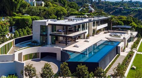 Jaw Dropping Dream Home Overlooking The Los Angeles Skyline Luxury Homes Dream Houses Dream