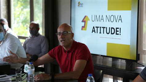 O médio, que foi campeão nacional pelo fc porto na temporada passada e que em janeiro rumou em definitivo ao portimonense, é o jogador. Alexandre Costa quer "reacender a chama" do PSD de Paços de Ferreira - Imediato - Jornal Regional