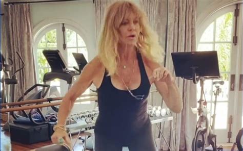 Did Goldie Hawn Undergo Plastic Surgery Lips Facelift Botox And