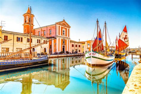 PORTO CANALE LEONARDESCO: PICCOLA VENEZIA DI PROVINCIA