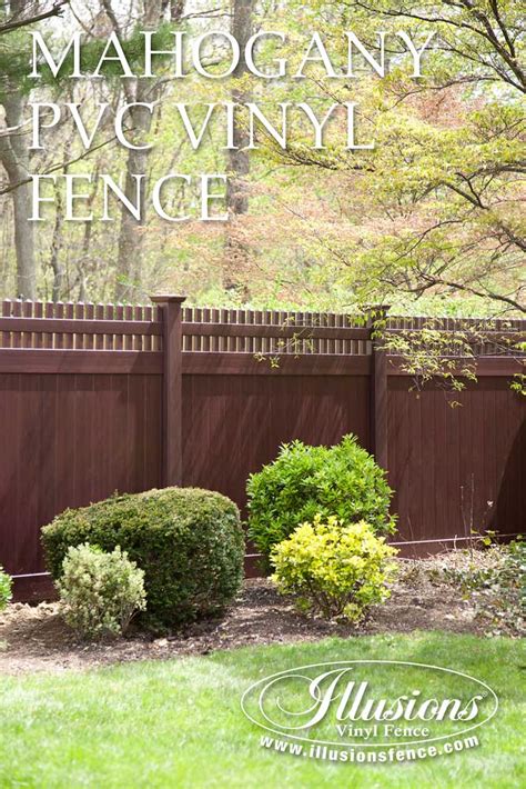 It is also characterized by a tapered top and usually ends in a point. Privacy Fence with Straight Picket Top | Illusions Fence