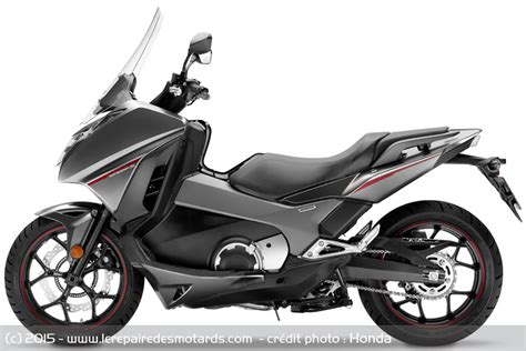 I am a motorcycle enthusiastic. Maxi scooter Honda Integra 750