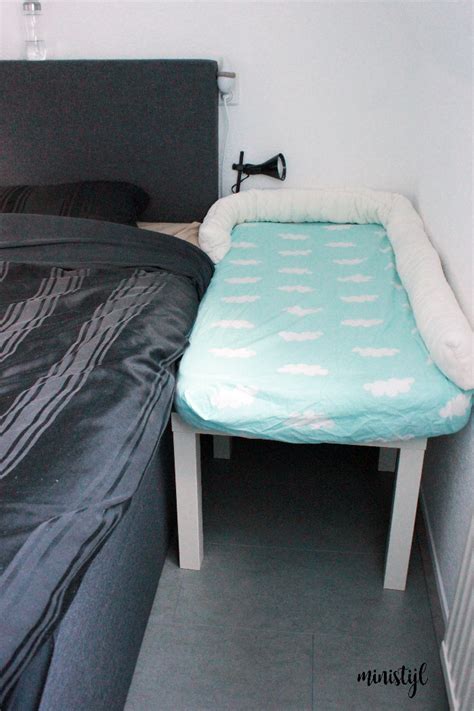 Our bed is a little different. Co-sleeper DIY / IKEA HACK - LACK tafel - ministijl