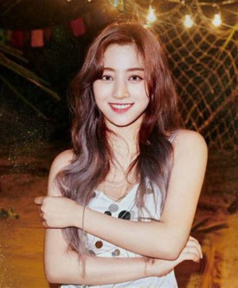 Jihyo Wiki Twice 트와이스ㅤ Amino
