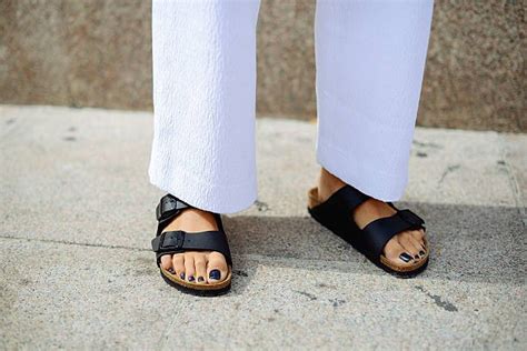 20 chic birkenstock outfits inspired by the best street style with bogart