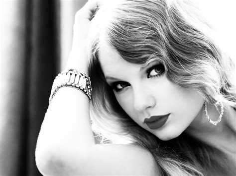 Taylor Swift Celebrities Female Vintage Beauty Modern Vintage