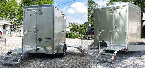 Small Trailer With Bathroom And Shower - kaachribilli