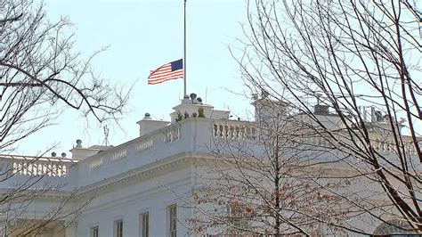 white house flag lowered in honor of nancy reagan good morning america