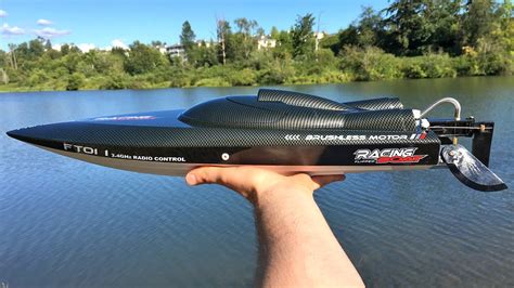 Fei Lun FT011 Brushless 4S RC Racing Boat And ProBoat Blackjack 24