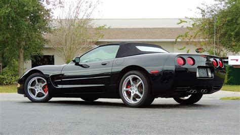 Black 2002 Chevrolet Corvette