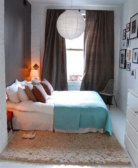 22 Inspiring Small Bedroom Design And Decorating Ideas