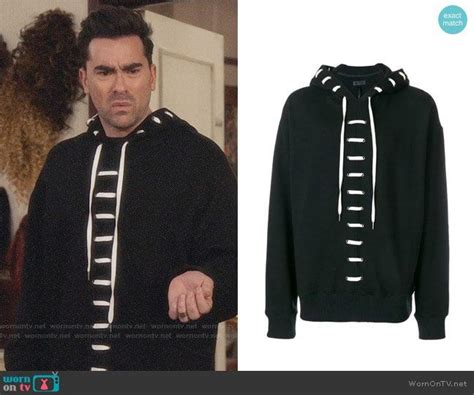 David's black hand print sweatshirt on schitts creek. David's black lace-up hoodie on Schitts Creek in 2020 | Schitts creek, David rose, Pretty outfits