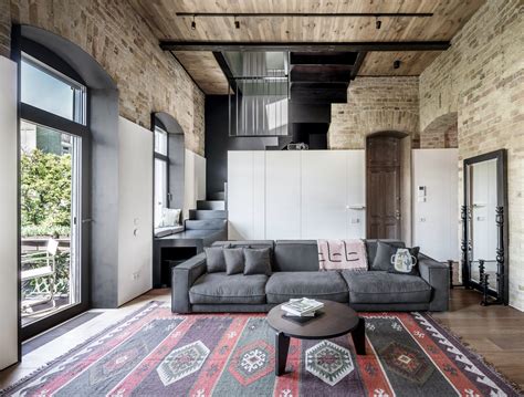 Please inform 4br bachelor pad in advance of your expected arrival time. A Monochromatic Palette Unifies Old and New in This ...