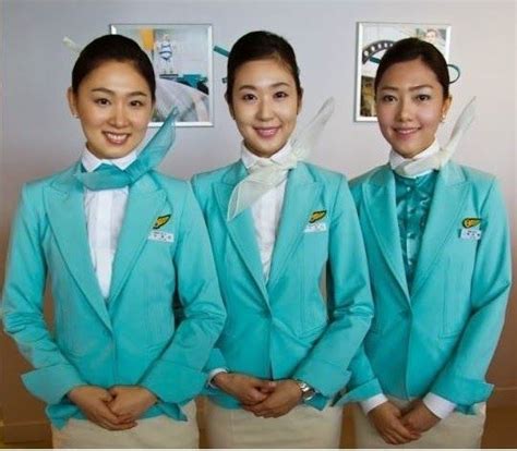 Pretty Cabin Attendant In Korean Air ~ World Stewardess Crews Sexy Flight Attendant Korean