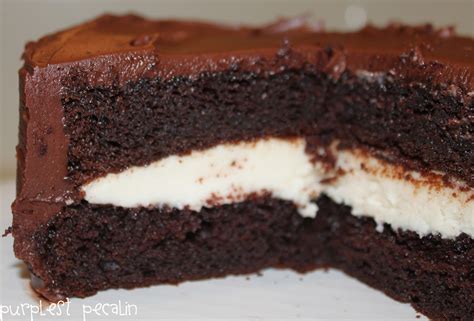 January 12, 2017 at 11:13 pm how much is 1 box cake mix and pudding choc in gram? Purplest Pecalin: Chocolate Cake with Cinnamon Cream Cheese Filling