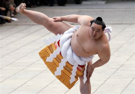 An Ex Sumo Wrestler Returns To Mongolia Sumo Wrestling Sumo Wrestler