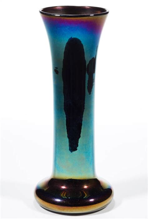 Sold Price Imperial Lead Lustre Iridescent Art Glass Vase April 5 0118 9 30 Am Edt