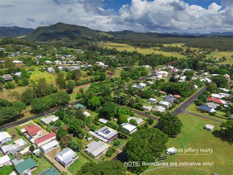 See more ideas about queenslander, queenslander house, australian homes. Ron Jeffery Realty - AN OPEN PLAN QUEENSLANDER!