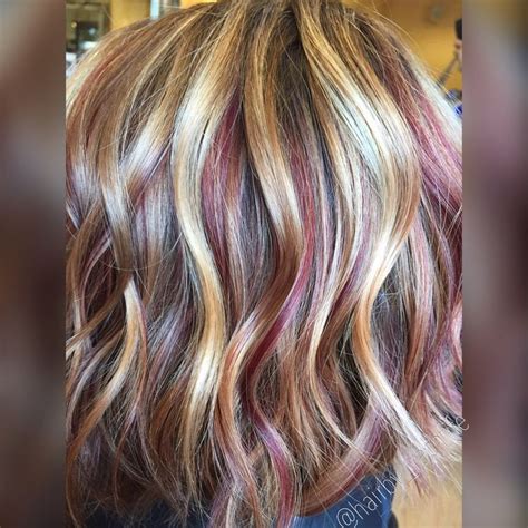 Technically, it should be a shade of bright orange technically, strawberry blonde is just blonde hair with red undertones, but it could really fall in either category. Trendy Hair Highlights : Hair Highlights - Blonde ...