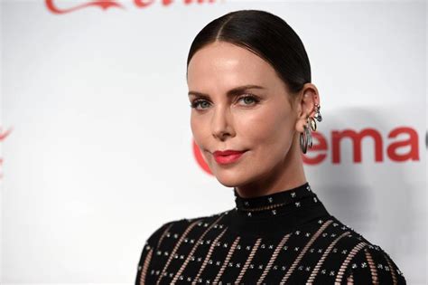 is charlize theron married facts about this screen goddess