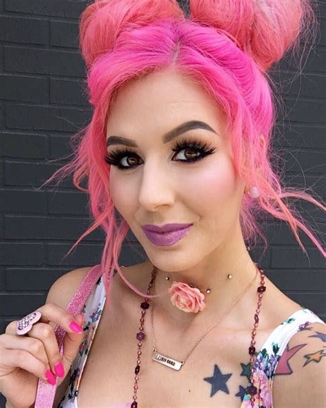 tw pornstars annalee belle twitter people said they wanted to see my buns and i m one