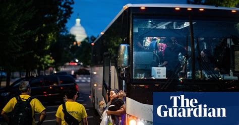 Washington Dc Declares Emergency Over Migrants Bussed In By Republican Governors Washington Dc