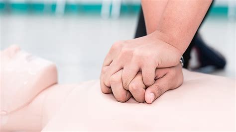Actuele data in de agenda. 6 stappen voor reanimatie bij hartstilstand | Hartstichting