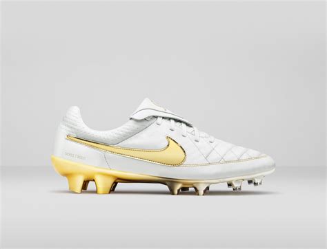 Nike Tiempo Legend Touch Of Gold Footy Boots