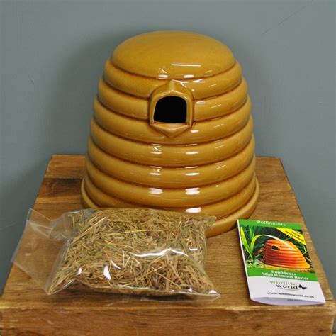 Ceramic Bumble Bee Skep Nester By Garden Selections
