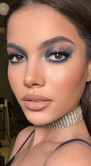 Incredibly Beautiful Soft Makeup Looks For Any Occasion Blue And