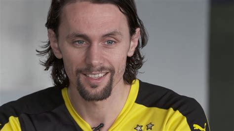 Fc union in der saison 2021/22 : Neven Subotic announces end to eight-year stay at Borussia ...