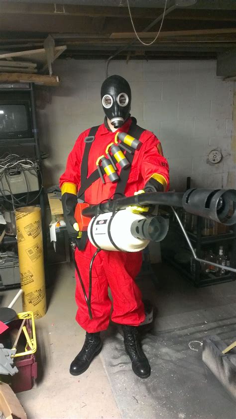 Tf2 Pyro Built By Benjamin Gray Tf2 Cosplay Cosplay Costumes Female