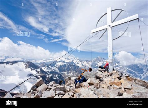 Climbers By The Summit Cross Mt Vertainspitze Ortler Range Mt Koenig