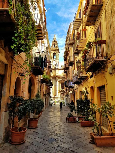 Italië, officieel de italiaanse republiek, is een land in het zuiden van europa. 15 romantische bestemmingen in Italië - Sogno Italiano