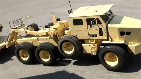 M1 Abrams Military Heavy Tracor Oskosh M1070 Youtube