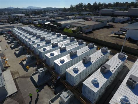 The world’s biggest lithium battery farm – 1 Sun Solar Electric
